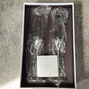 Vera Wang Love Knots Toasting Flutes
